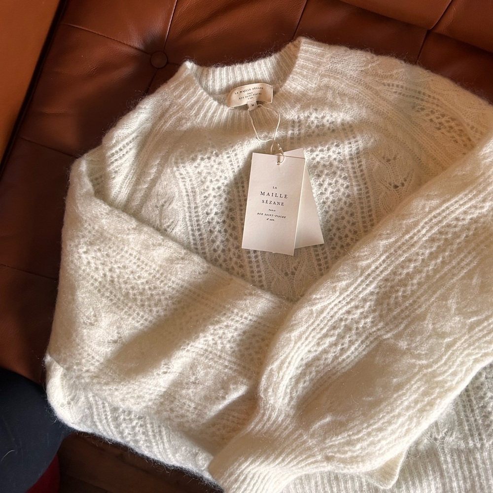 NWT SEZANE SCARLETT PULL SWEATER - Size M 🦢